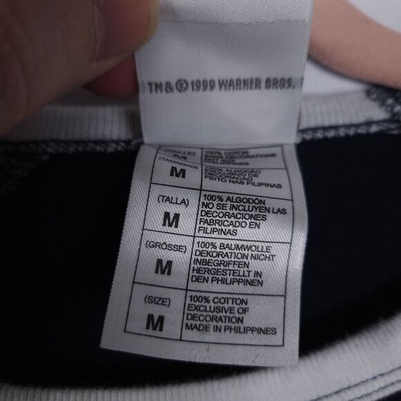 VTG 1999 Warner Bros Bugs Bunny Property of Athletic Dept Tee T-Shirt Medium - Picture 5 of 8